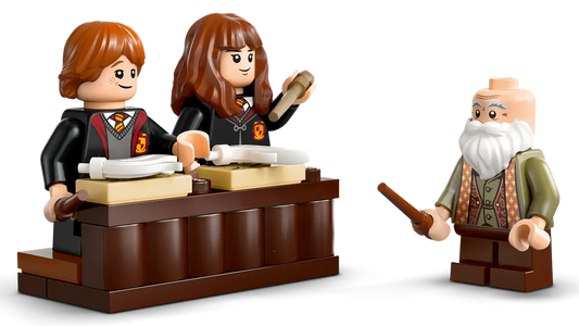 LEGO Hogwarts Charms Class playset display view