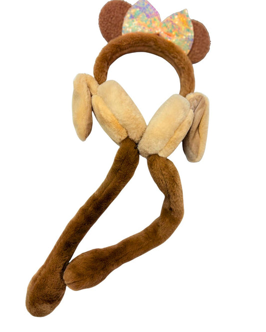 Adorable animal-themed winter accessory perfect for gifts and stocking stuffers.