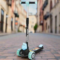 3-wheel children’s scooter with LED wheels and adjustable handlebar