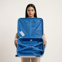 Hard shell kids spinner suitcase with combination lock and corner guards