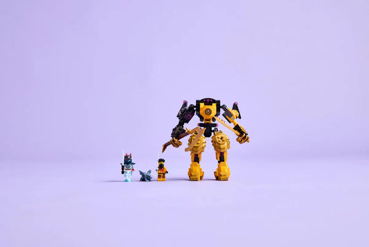 Lego Arin’s Spinjitzu Mech action figure with spinning battle function and golden weapons