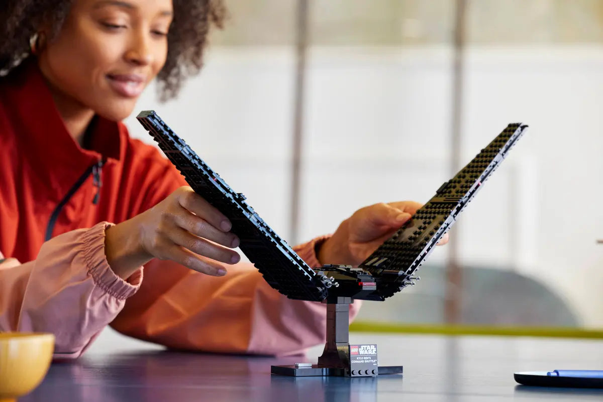 LEGO Star Wars Kylo Ren’s Command completed build