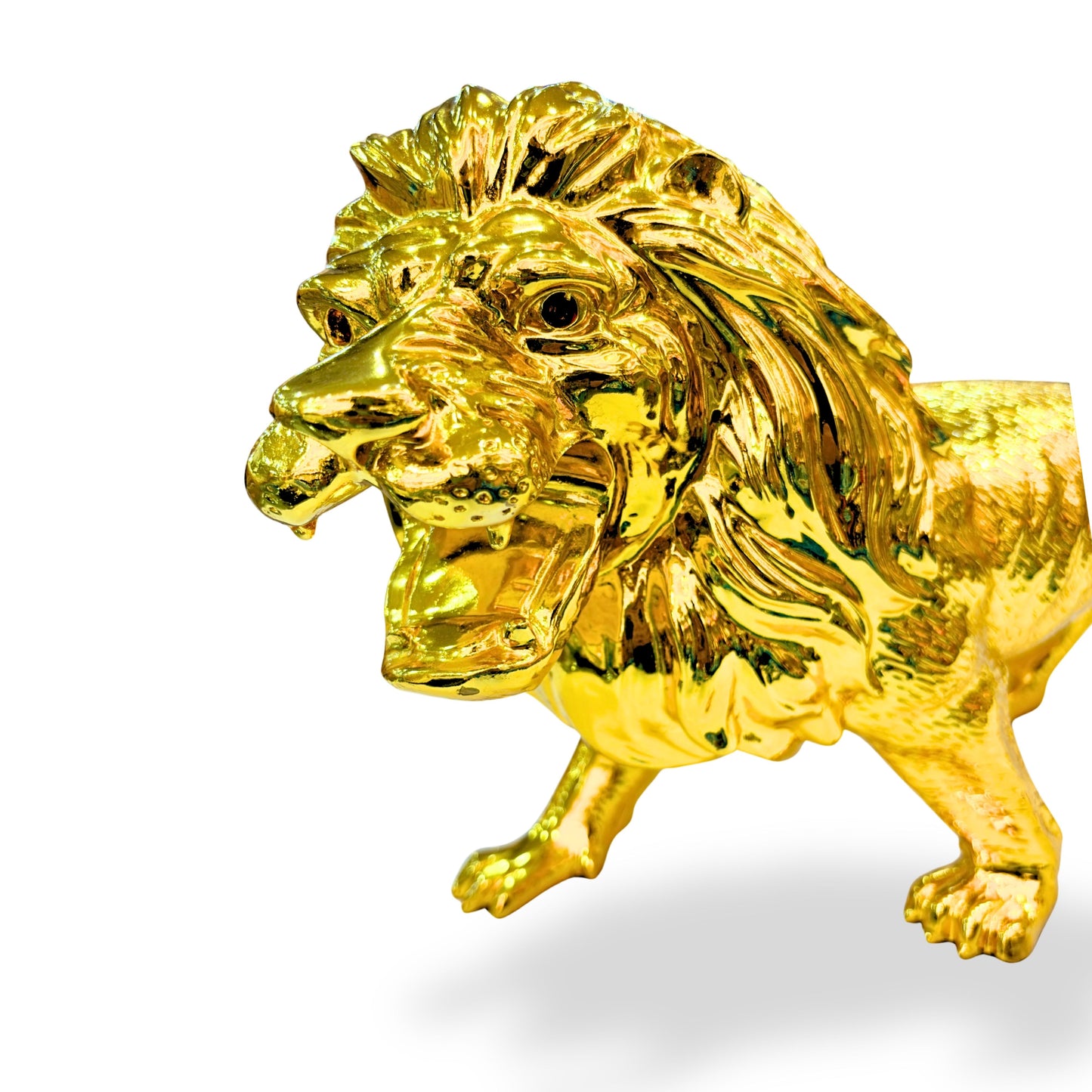 Close-up of handcrafted golden lion figurine highlighting detailed mane and textured finish – elegant polystone art décor